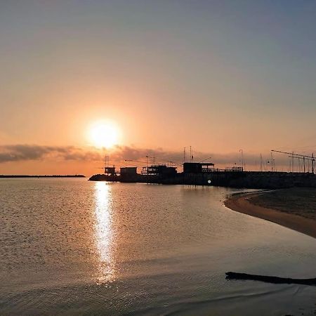 Casa Di Pipo - Appartamento Davanti Al Mare Pescara Eksteriør billede